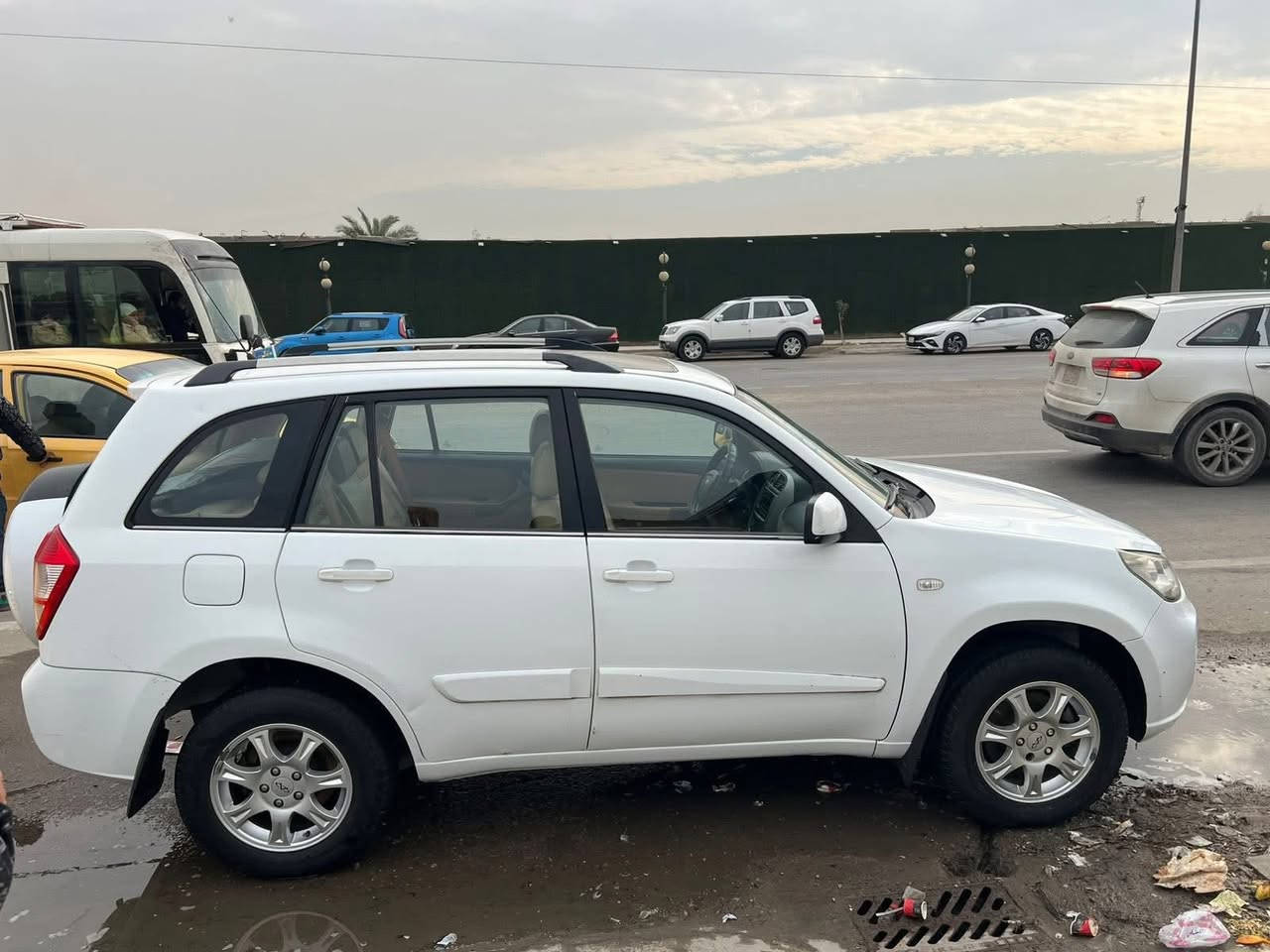 سلام عليكم 
تيكو 2012
كفالة 
كير كهربائي 
بأسمي تحويل ثاني يوم
سعر 72$
للأستفسار ***********
