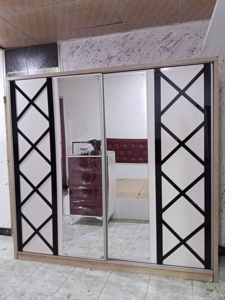 كنتور تركي للبيع اخو الجديد نظافه 100% سعرها رقم شراي خلي يخابر على الرقم ***********مكان كركوك كركوك, العراق
