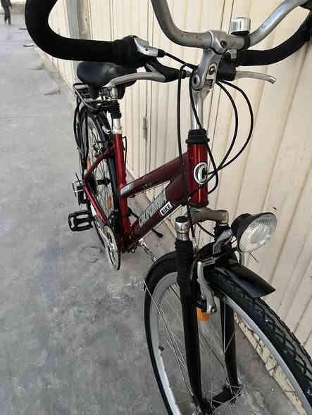 حجم ٢٨ 
مارکەی ئەمریکی 
کامل فافۆن 
پیش دەبل 
کوشن دەبل  
کامل جاهز
سعر ٢٢٥ هەزار
عینوان-کلار  -رزاگاری بەرابە شارەوانی 
ژ.م /***********
