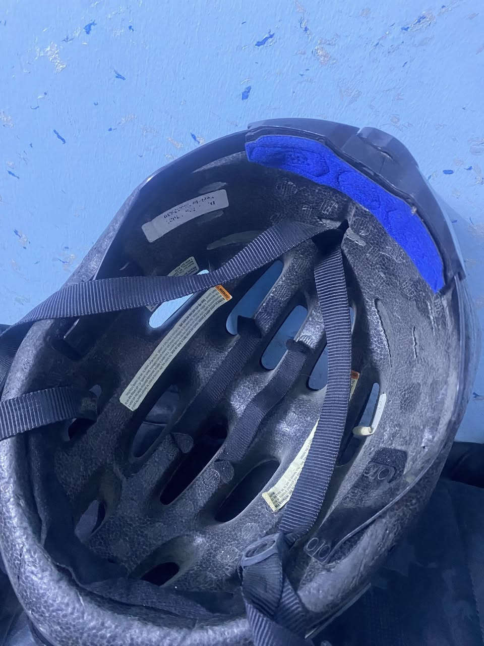 خوذة تريك اصلية
السعر واتساب او خاص ***********
