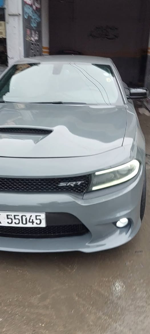 جارجر سمنتي للبيع او مراوس موديل 2017 حادثها 2 جاملغ خلفي للإستفسار ***********
