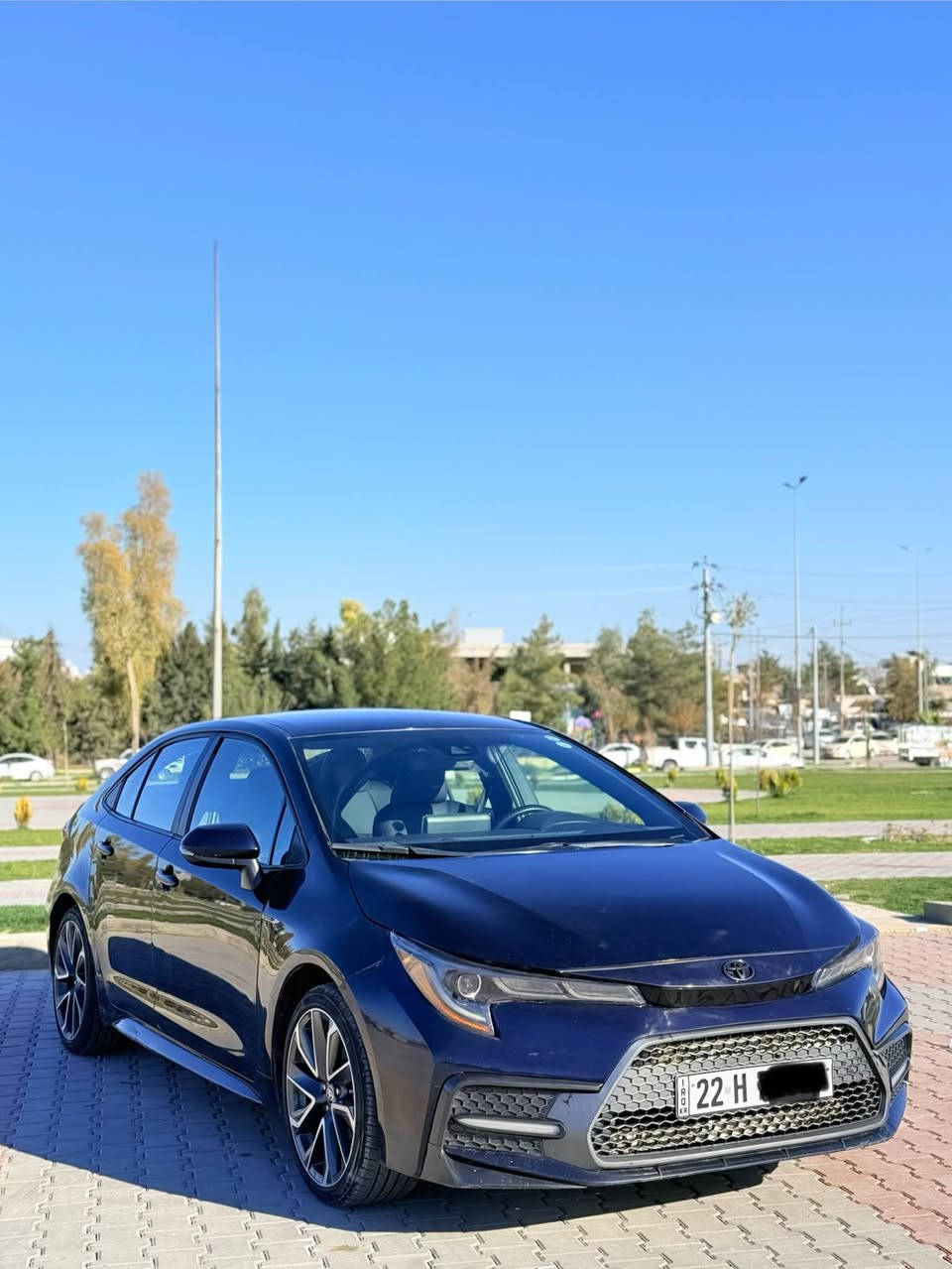 کرولا ٢٠٢١ SE  Sport
سیارەکە زور خاوینە 
رەنگی نیلی
سیارەکە بریک بسمەیە کاربایە سپورتە
تەنها جملوخ سایق و دوو شوینی بچووک تعدیلە
رەقەم سەنەوی نویە
رەقەم شاسی 5yfs4mce1mp062319
رەقەم تەلفون : *********** اكر, نينوى
