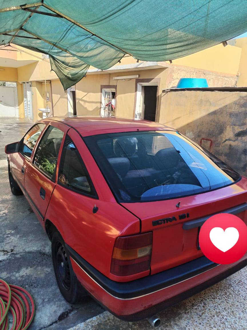 فكترا جنطه موديل 91 كربون بنزين سياره باسمي انا الشرعي سعر السياره 37 وبيها مجال مكان السياره حمام العليل القريه العريج ***********
