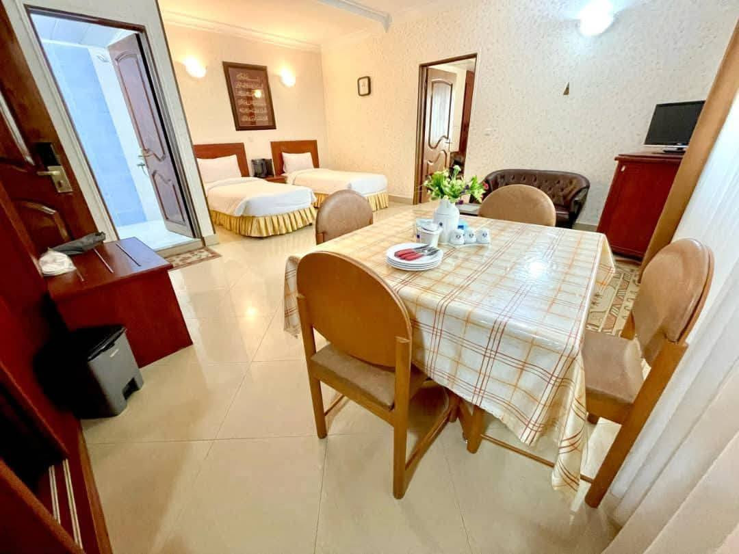 شركه الباقر
برنامج الى دوله ايران

طيران بسعر 300,000 دينار

مشهد وقوم وجبه طعام بوفيه مفتوح

موعد الرحله يوم 10/1

***********
***********
العنوان شارع الكواظمه
مقابيل اسواق امجد القيسي
