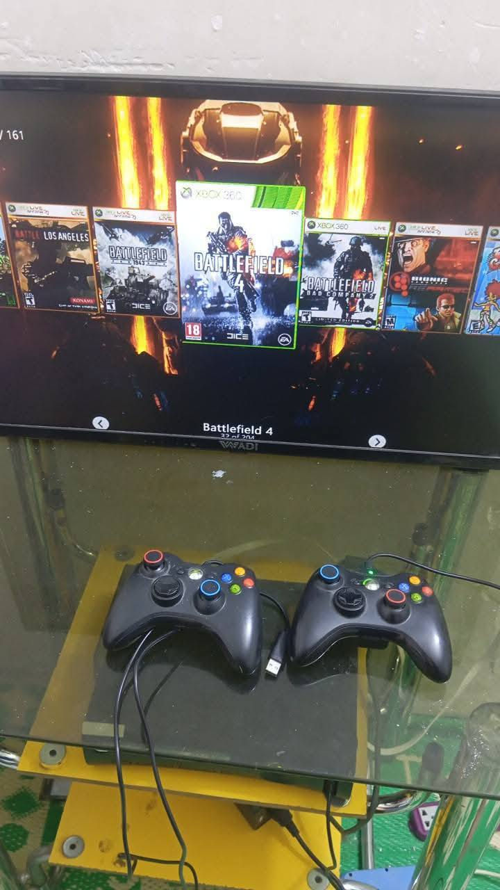 السلام عليكم للبيع  اكس بوكس نضيف 360 +جوستك 2ملحقات كامله بي 150لعبه قويات كل العاب موجودات هوه والبلازمة ابيعه سعره 150 الف وذا بس اكس بوكس هم ابيع ماكو مشكلة مكاني بغداد الحسينيه قرب اسواق الشريفي ***********
