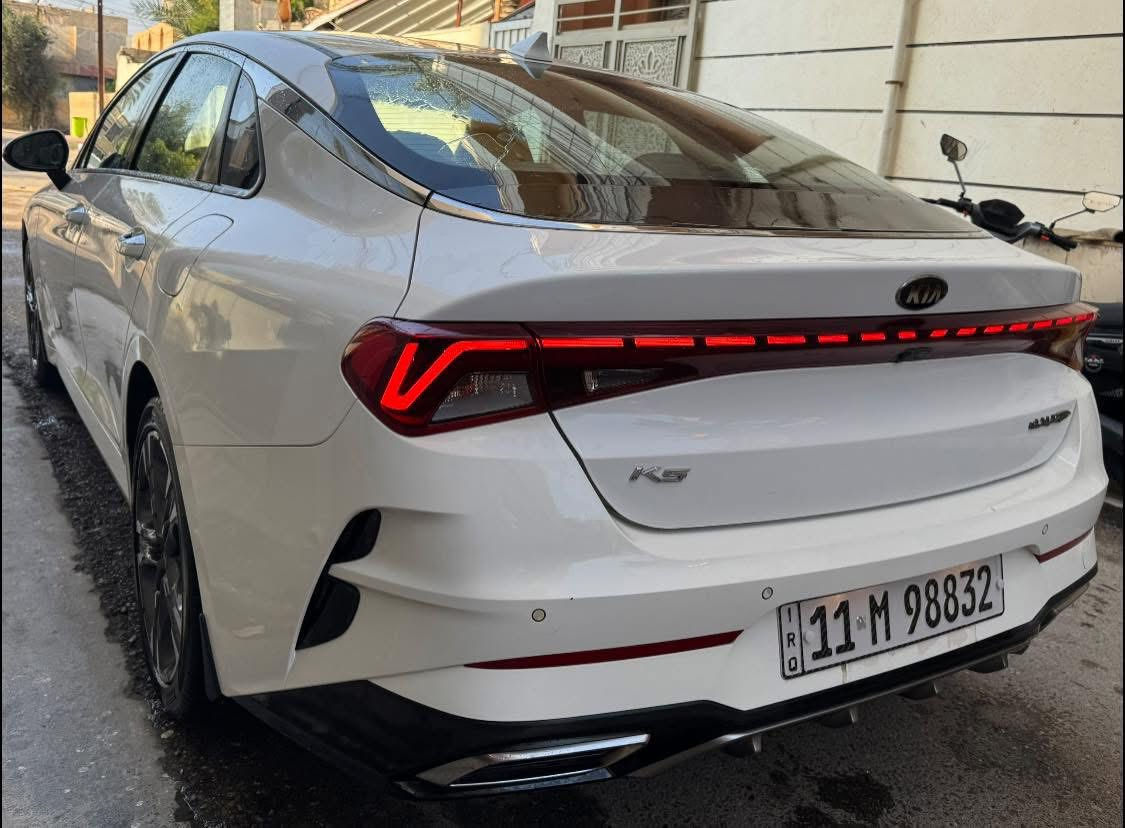 كيا K5 خليجي ضمان الشركة دولية
فول مواصفات عده الفتحه بصمه بردات خلفيه شاحن لاسلكي  رقم بغداد باسمي موديل ٢٠٢١ فول  ماشيه ٧٣ محرك الفين دوش بيها صبغ بالدائر الجاملغ الخلفي جاهزه من كلشي السعر ١٨٧ للاستفسار *********** مكان السياره الرمادي
