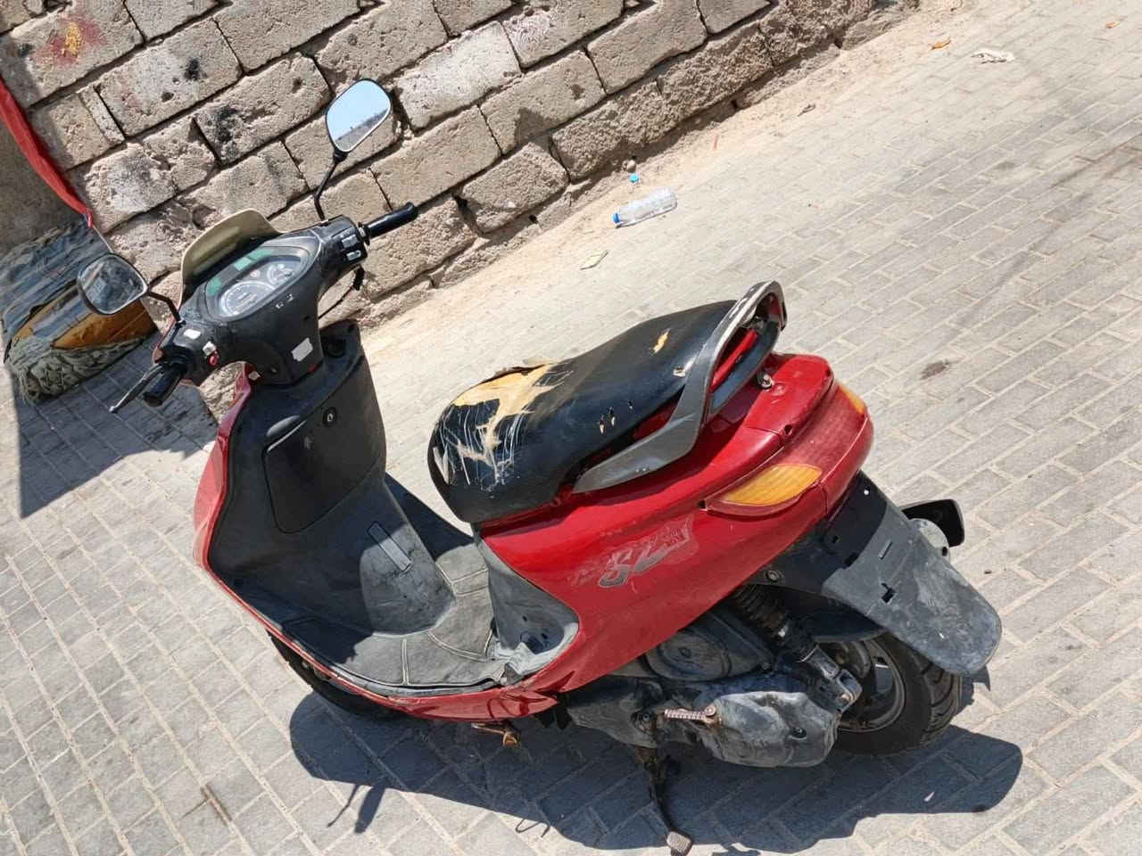 دراجه فراشه للبيع مكينه فول نعومه ماتسمعلها صوت مشي ومعدل تخبل كعربائيات كله شغال مكين بلاديه كفر بلادي السعر 500 وبيها مجال عنواني بصره مكلف بلنشر السعر *********** البصرة, العراق
