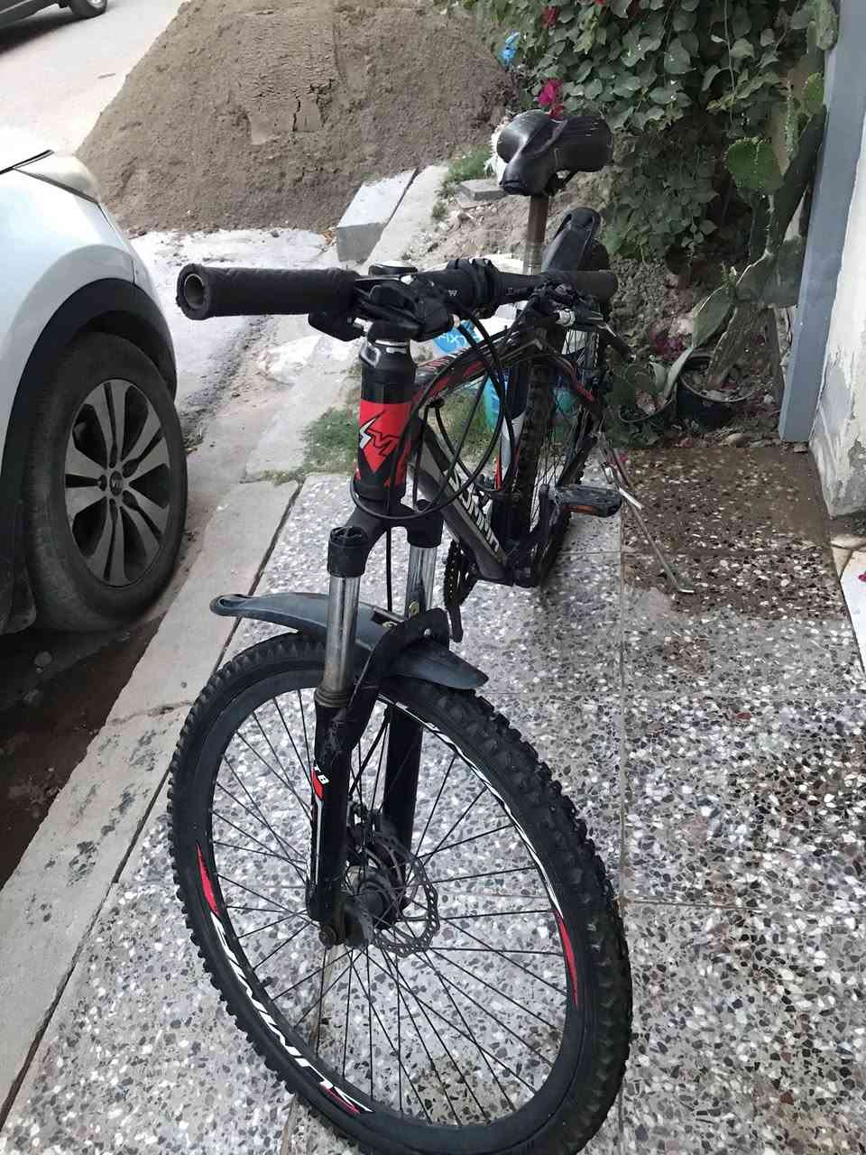 بايسكل عدد٢ بحاله جيدة جدا السعر ١١٠ وبيهن مجال عنوان الشعب حي المهندسين


**إذا كنت صاحب هذا الإعلان وتريد حذفه لأي سبب، رجاءا أرسل رسالة إلى الدعم الفني**