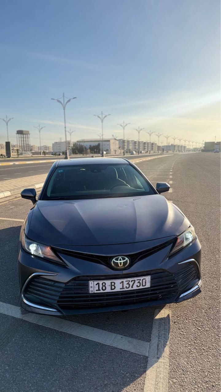 كامري موديل٢٢ بانزين 
ماشيه٥٩ ميل فقط 
رقم بابل ب اسمي هزة جديدة 
فئه الle
شاشة كبيرة +كامره خلفيه+ رادار امامي+ ٣ انظمه قياده (ايكو سبورت نورمل) +تحكم ستيرن 
تحديد مسار+ سيستم صوت+ كشنات كهرباء
لون رمادي 
السياره بدون ايرباك فقط بردة طاك
حادثها بنيد من امريكا وبلعراق نضرب عندي الباب الخلفي جهه السكن تبدل ونصبغ وصور الحادث موجوده  
مكان السياره كربلاء المقدسه 
السعر١٧٧$ وبيه مجال
*********** كربلاء, العراق
