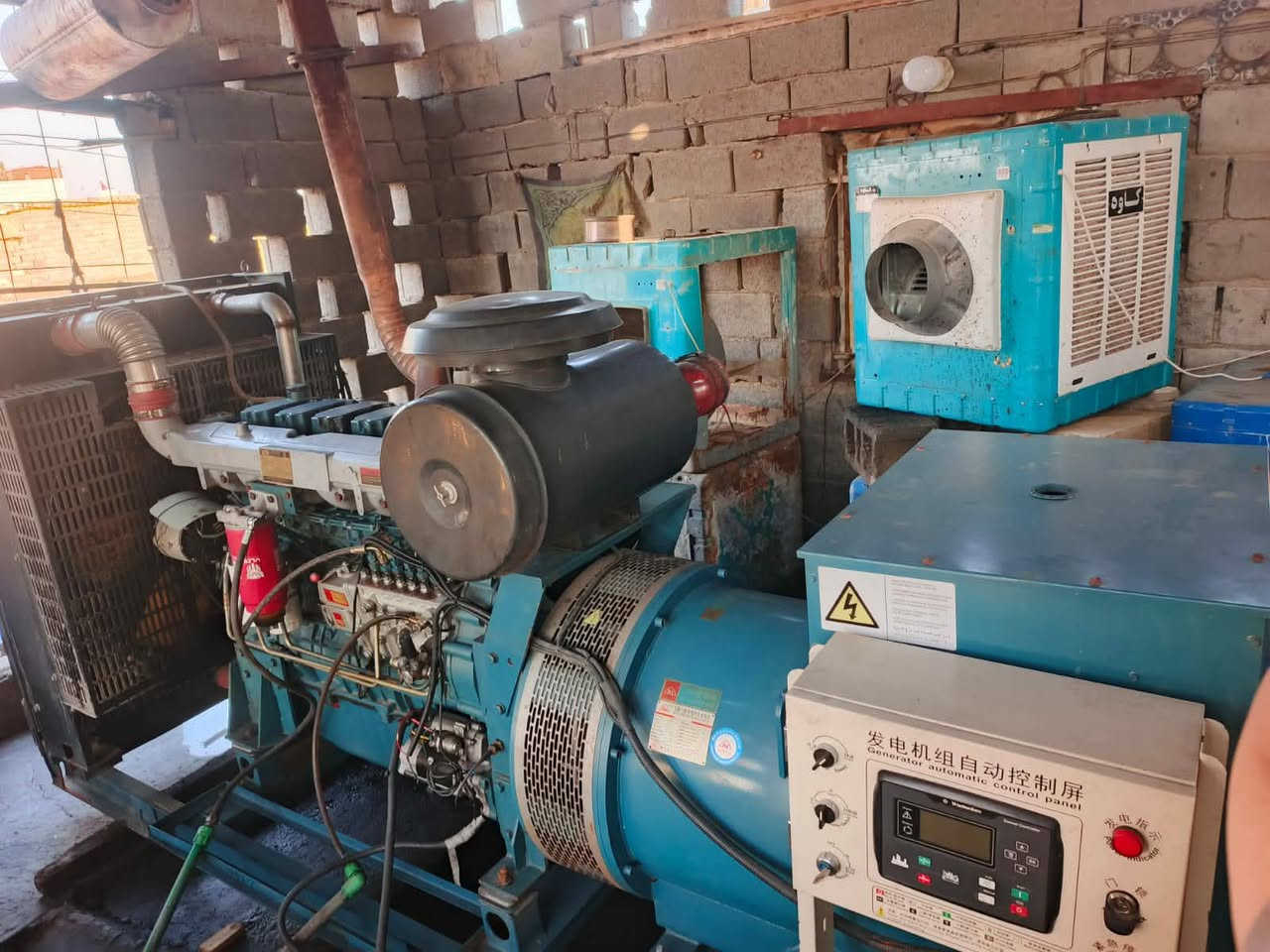 السلام عليكم مولد وموقع البيع المكان كوت حي المنتضر مكينه اشتاير حمله500 امبير ويحتوي على خزان كاز 5000 لتر لاستفسار اكثر عن المعلومات لاتصال  *********** الخاص مغلق
