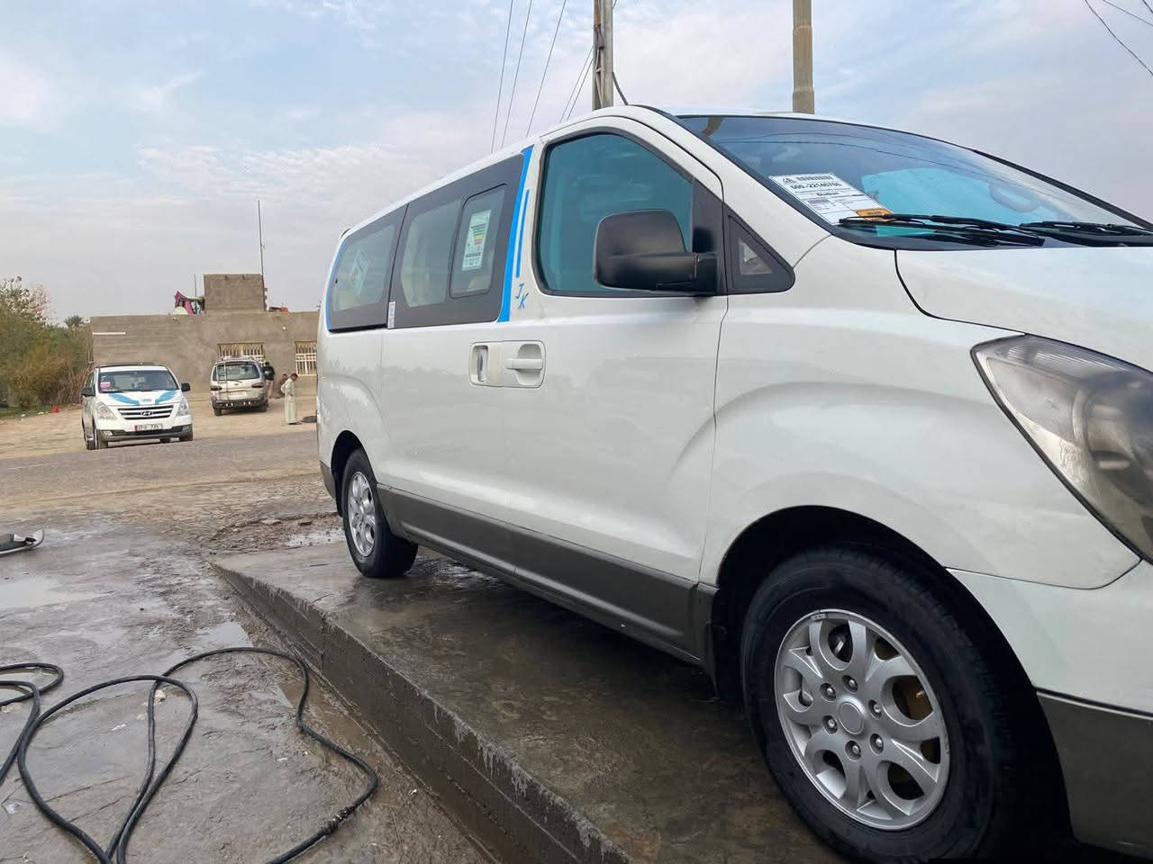 السلام عليكم ستاركس موديل 12 مفتوح رقم بغداد سنويا ل 28 مصفره هيئة وغرامات سياره جاهزة مال جناي السعر 142 وبيهه مجال للشراي العنوان الديوانية الدغاره ***********
