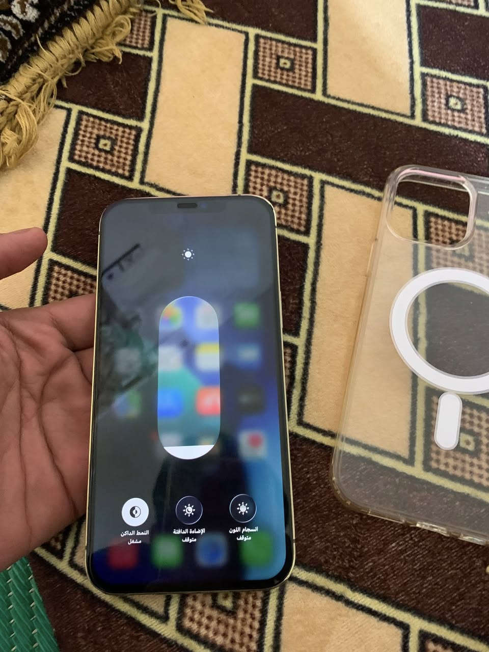 ‏سلام عليكم ايفون ‏12  برو ماكس للبيع جديد الجهاز المكان  نجف الاشرف  ابوصخير السعر 250 الاتصال على الرقم        ***********

