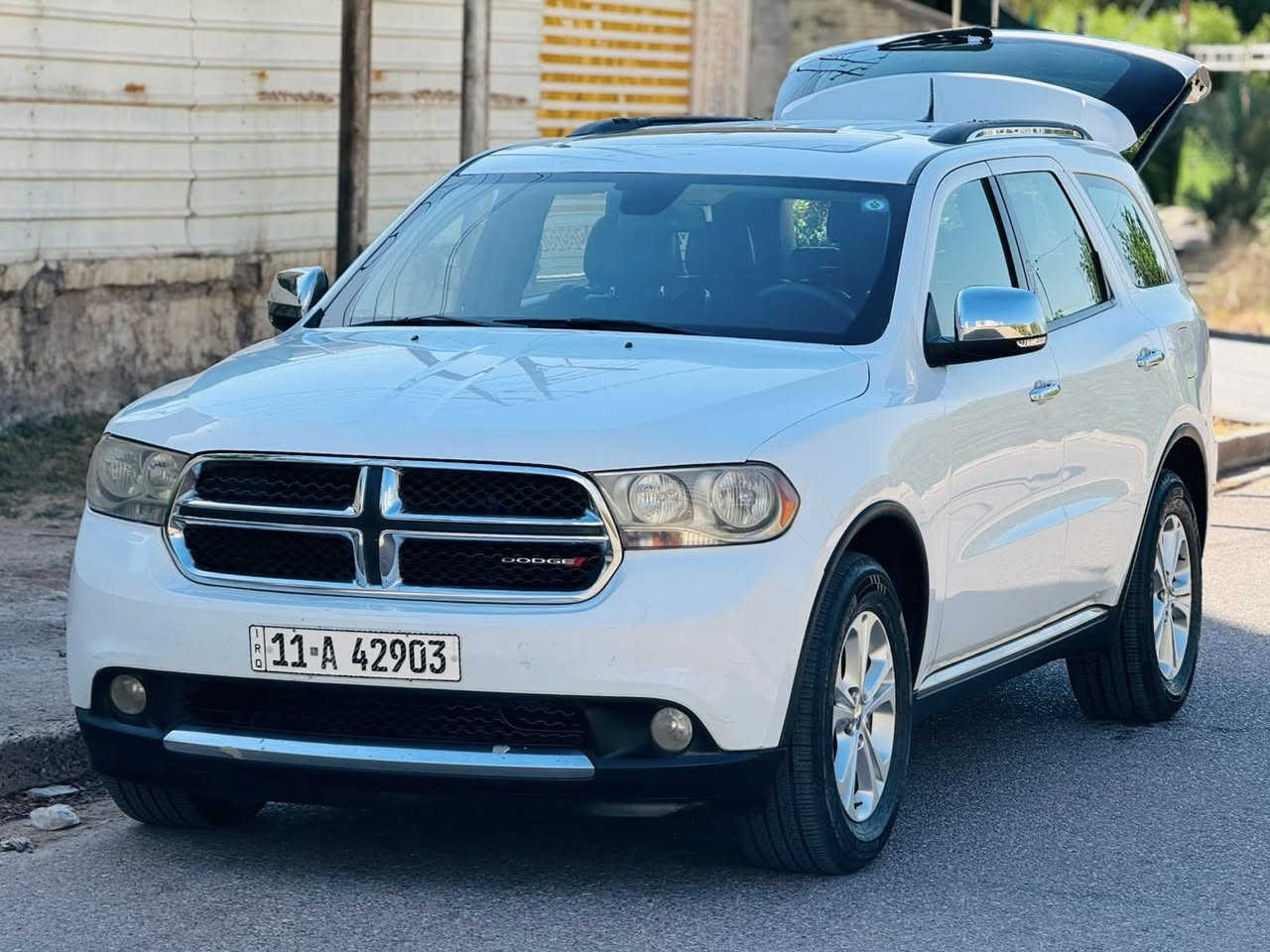سلام عليكم. خاص. مغلق رجاء نصال  وبيع فقط
مكان. بغداد السعر 167. 💵 ***********
البيع. دورنكو. موديل. 2013. خليجي وكالة 
حجم المحرك 5700 منضوية غاز سيارة جاهزة
سيارة كفالة. عامة. من صبغ وتبديل حتة دعميات 
كير محرك حدادة تايرات. كفالة سيارة جاهزة
رقم. بغداد بسمي تحول ثاني يوم  ماشية 112 
موصفات كامرة. شاشا. حساس. خلفي. امامي 
فتحة. بصمة كشنات. جلد. كشنات كهرباي 
كشنات. تدفى تحكم ربع. جهات مرايات قلابي بك
مثبت. سرعة صندوق. كهرباي دفدي قمارة شاشا
يدات. نيكل داخل صاج رادار. امامي. جانبي 
سبعة 7 راكب ثلاث قطع 3 تبريد
