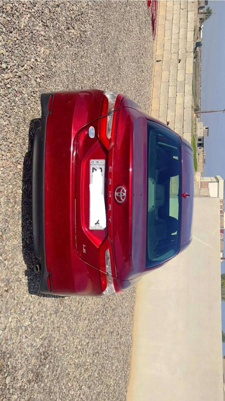 كامري ١٨ امريكي السعر ١٦٥ وبيها مجال اتصال ***********
