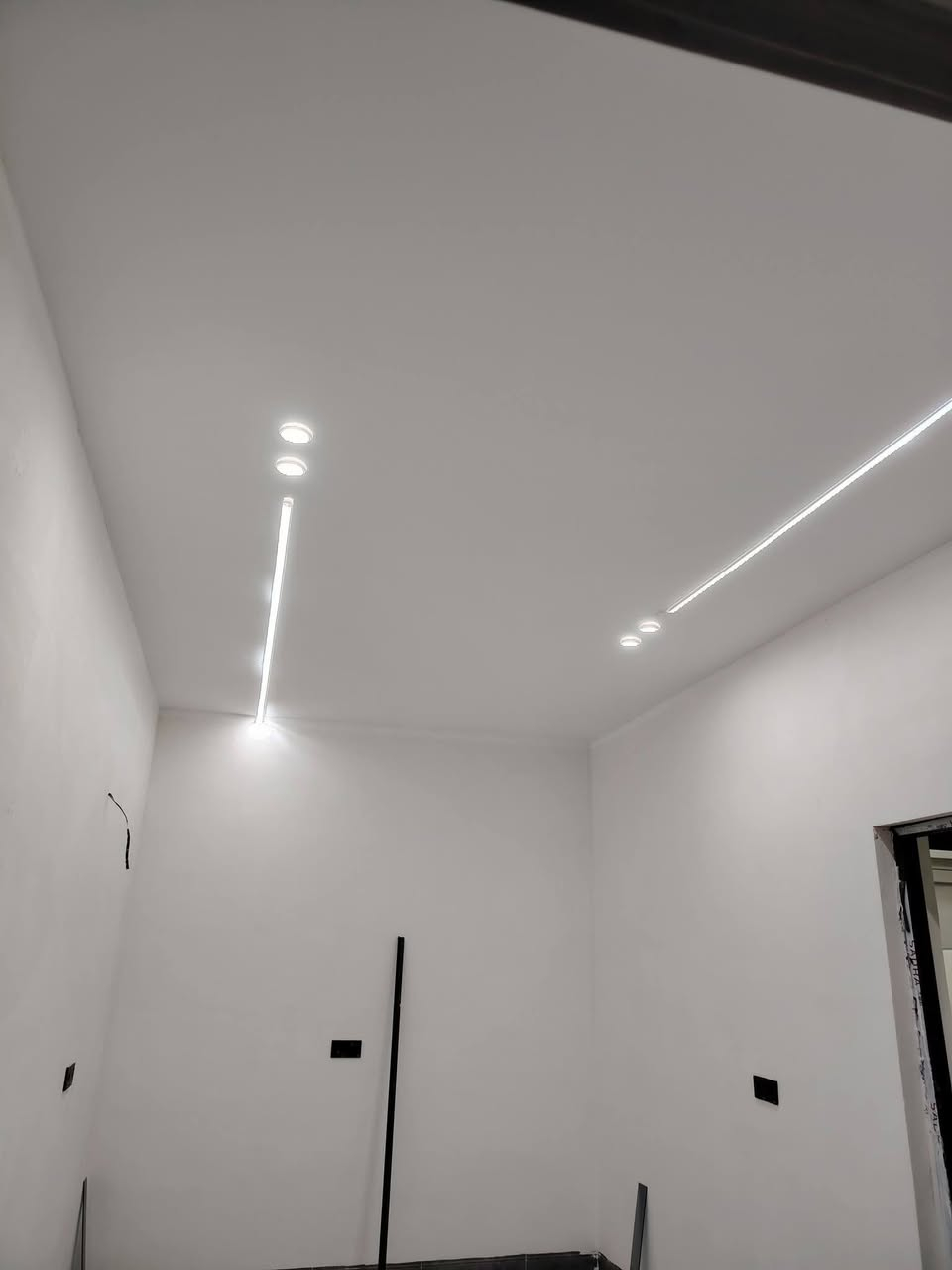 دار للايجار
    كركوك.   شارع عبدالرحمان
         قرب جامع إبراهيم الخليل
    مقابل الأقسام الداخليه
    مساحه 100 متر
     يتكون من
    غرفه نوم
   مطبخ
  استقبال
  الطابق الثاني    غرفه نوم هيكل
     للاستفسار الاتصال
    *********** واتس اب
