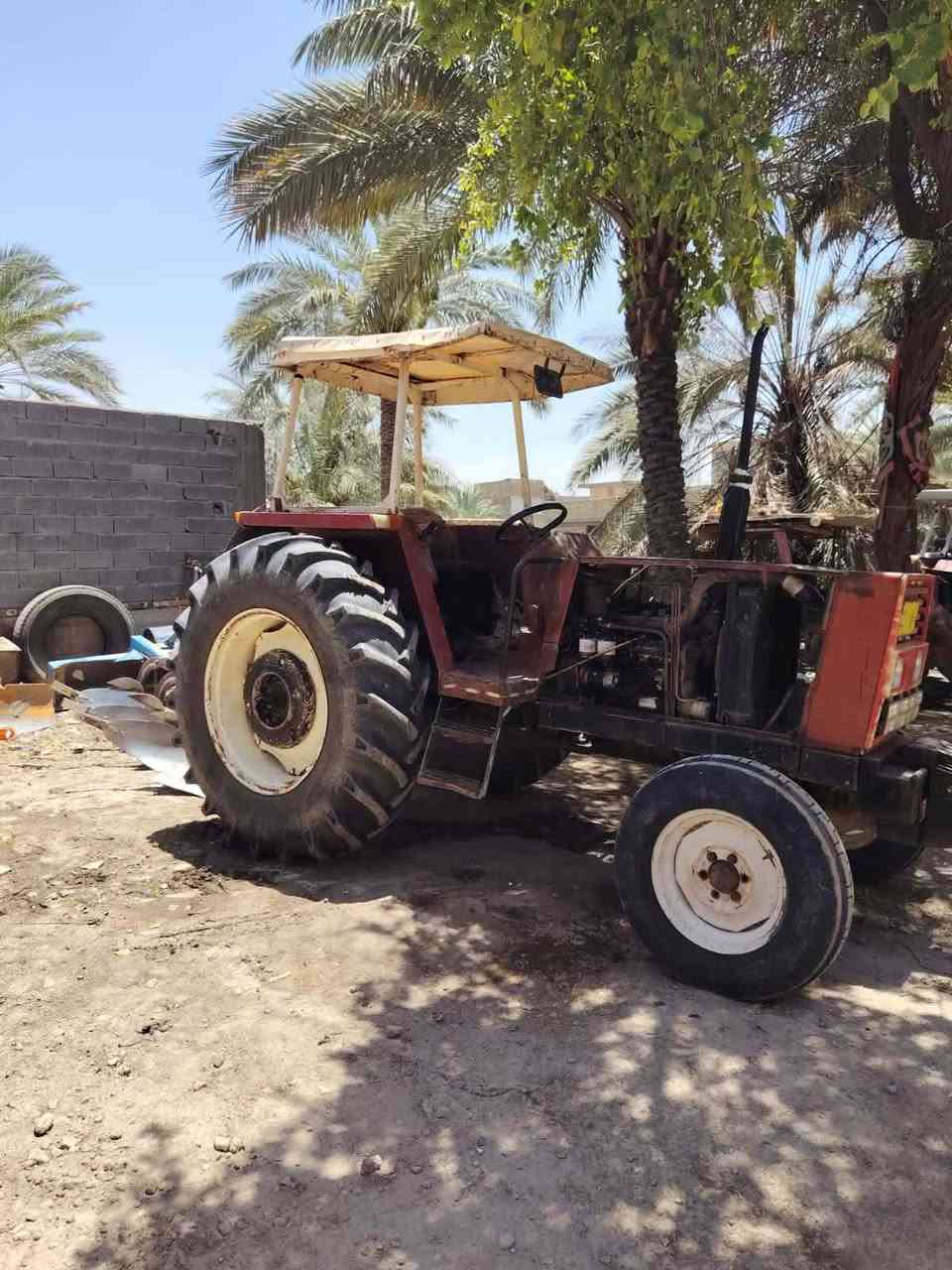 السلام عليكم مكينه للبيع فيات 780 المكينه جاهزه من كلشي العنوان حله رقم الهاتف ***********
