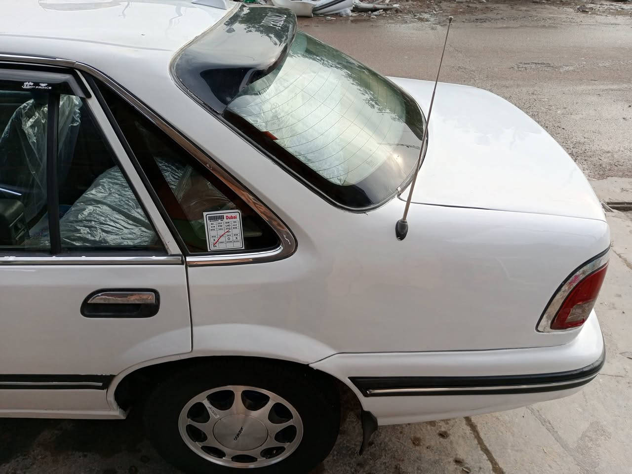 السلام عليكم دايو برنس موديل
1995 بسمي سنويه لل28 جديده جامه جديده 
 محرك كير جديد داخل
 صاج بطاين جدد كهربائيات شغاله مابيها اي نقص مصبوغه حزام للجماليه فقط مابيها اي ضربه او تبديل التبريد نقص كمبريسر فقط
منضومه كامله فان كله شغال 
جام سنترللك شغال تخم تاير باتري جديد ترايك وين متريد ناعمه 
سبير جديد تخم ويلكب مجلي 
السياره جاهزه من كلشي ادامه كامله فيتبم نوزل كلاصات بلكات فلاتر
 جديد صدر امامي خلفي جديد
السعر 42  وبيها مجال
شواصي جدد
العنوان بغداد
الهاتف *********** اثير 
 الهاتف ‏‪***********‬‏ كورك
