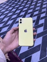 آيفون 11 • ٦٤ • بطاريه ٧٤