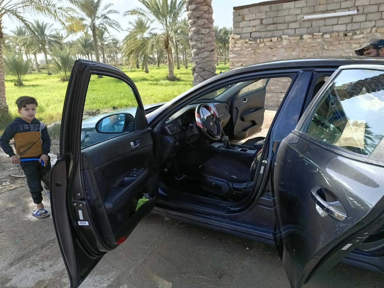 سلام عليكم للبيع ابتمه موديل 2017 وارد امريكي حادثهه جاملغ امامي بدون دواخل وشبر بارد بل بنيد والباقي كفاله  رقم اربيل الماني  المكان نجف  سعر (125)  وبيهه مجال رقم الهاتف  ***********
