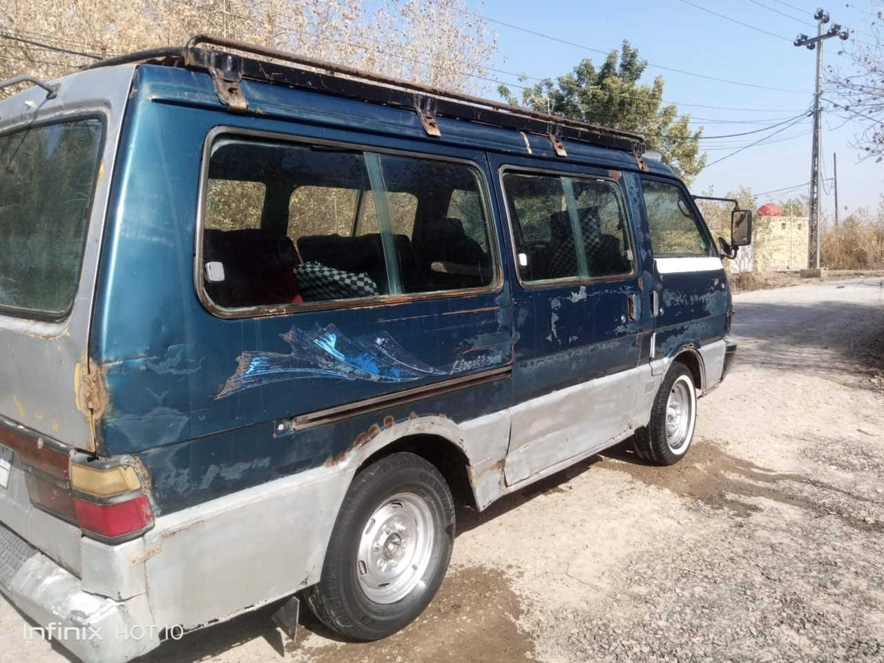 السلام عليكم
كيه بستاا موديل 95 مكينه وكير 3000 بريجو مشط وبور ستوني شادهن جدد
رقم بابل الماني
مكان سياره ديوانيه
الاتصال ***********

السعر 22 مكلف بالنشر اتصل ع صاحب سياره
