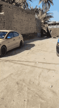 قطعه للبيع 100متر زراعي وراح تتطوب المنطقه كلها +تبليط مي مجاري كهرباء كابينه بصفك لزك +تيل بل باب ماتك مدرسه بصفك فرق كم بيت؛ المي بوري بل باب ماتك مجرد تسحب صونده: عياده تتمشالها مسواك بصفك كلشي بصفك؛ المكان طويريج حي الزهراء قرب مدرسه رمضان الخير! صايره بين حي الزهراء وبين حي العسكري! الاستفسار ***********
