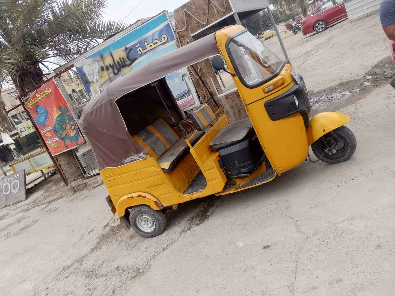 السلام عليكم للبيع تكتك 19 نظيفه وجاهزه ب اسمي لسعر 5800 وبيه مجال مكان بغداد دوره شارع 60 تلفون ***********
