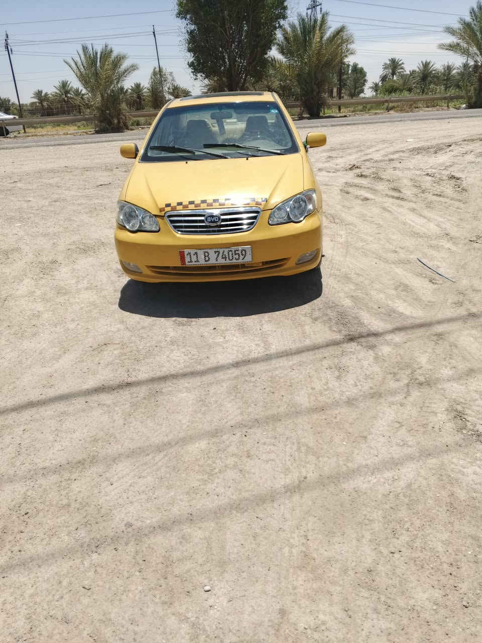 بي واي دي للبيع كفاله عامه عل وضع الشركه السنويه مجدد توه مداور مباشر رقم بغداد تبريد شرط مكينه وكثير  وحداديه ياباني سياره ما شيه قليل مكاني ديوانيه قضاء الدغاره 
مصفره من كلشي ***********
