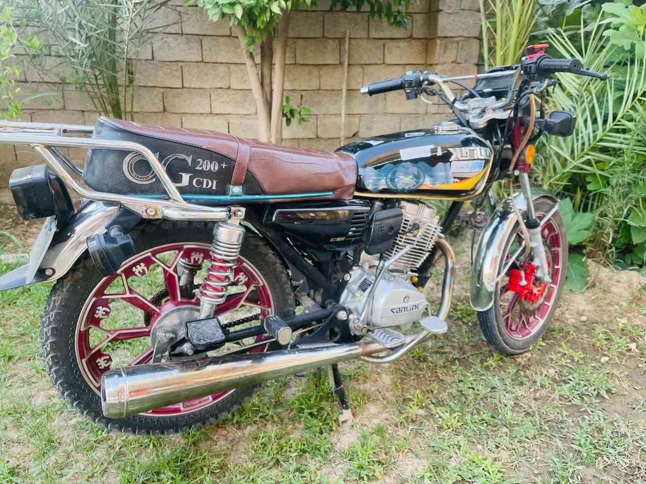موديل ٢٥ محرك ٢٠٠ ما مفتوح شلعه ومعدل عايزه ترتيبات شاشه شغاله سعر ٥٢٥ وبي مجال


**إذا كنت صاحب هذا الإعلان وتريد حذفه لأي سبب، رجاءا أرسل رسالة إلى الدعم الفني**