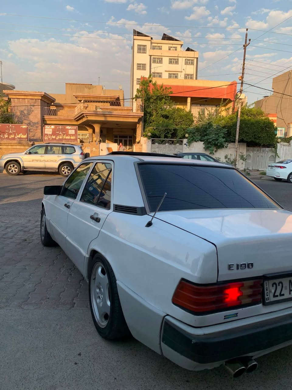 کۆد #340

Mercedes 190 
مۆدیل ١٩٩٢
گێڕ تۆماتیک 
سبوغ عام 
پێش و پشتی جەمپی هەیە 
شانسی بە شەرت 
مەکینەی V4 ی بیلاد کەپس 
رەقەم هەولێر سەنەوی نوێیە 
نرخی ٤٣ وەرەقە
*********** أربيل, العراق
