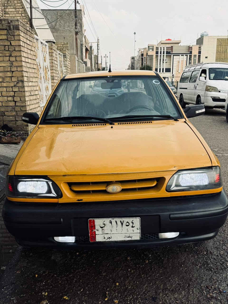 سلام عليكم سايبه للبيع 2013 نضيفه جاهزه خير من الله مكاني البياع  سعر 25 وبيه مجال بسيط  رقم  ***********
