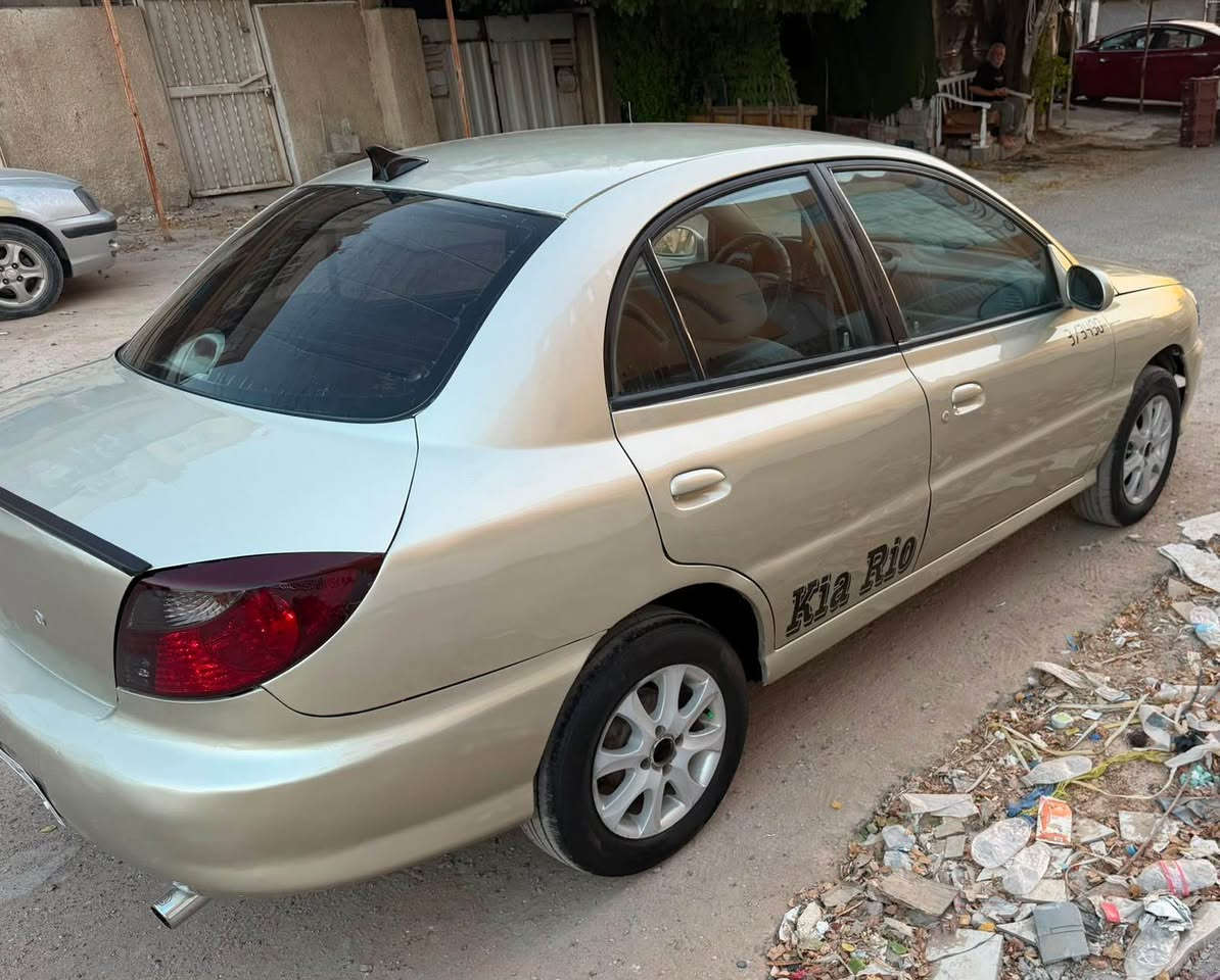 كيا ريو موديل 2001
محرك كير اوتو مكفولات
تخم تاير صدر جديد 
صبغ فرن حراري سياره جاهزه
سعر44وبيهامجال عنواني بغداد
رقمي*********** بغداد, العراق
