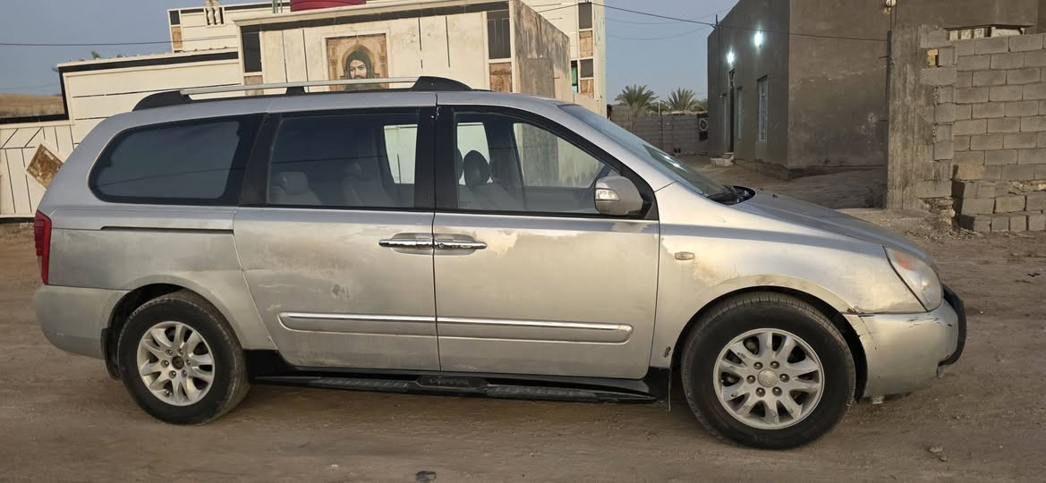 توكلنا على الله كرنفال اصل كاز مديل 2008 كفاله عامه 
السياره باسمي سنويه لل٢٠٢٩ 
تبريد ٣ قطع 
 تدفئه شغاله
تايرات جدد 
حداديه جديده 
مكينه شرط اترايك للموصل ما تنقص قطره
مكانها السماوه الوركاء 
السعر ١٢٠ وبيها مجال بسيط 

***********
***********
