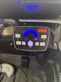 سياره شحن جديده جدا وكما موضح 07711691641 السعر قفل ب 110