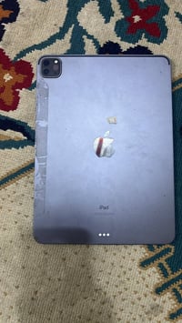 ايباد 11 برو كامل مواصفات فقط شاشه ما تلمس قيم وحط سعرك  07746899970