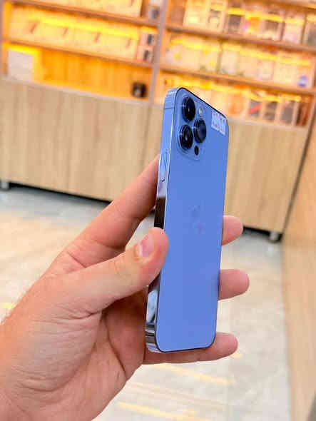 ايفون 13 برو ماكس ذاكره 256 بطاريه 90 يعني جديد نضافه 90‎%‎ كامل ملحقاته وتر بروف فحص حاسبه كله نورمال يعني ممبدل بي شي شرط تفحص بالوكاله نموذج M الأصلي ✌️
لون مميز  متوفر توصيل بشروط اوليه و تاخذه ضمان 5 ايام اي مشكله او عطل من المركز 
السعر 690 الف
العنوان بغداد البياع شارع 20 مقابيل علي العناب او الشيف السوري مركز الهاتف لاصلي 
📞📞***********
📞📞***********
