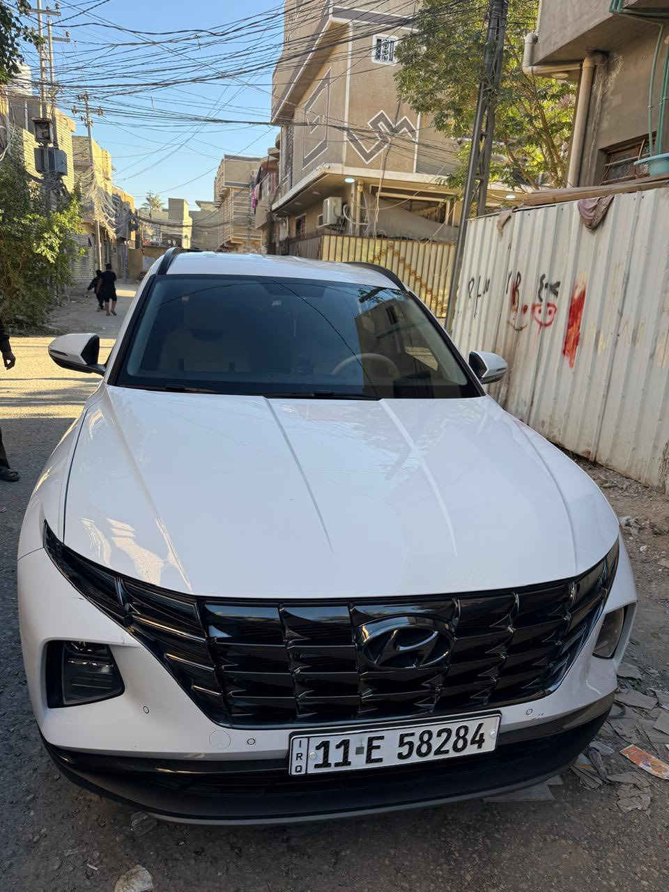 السلام عليكم للبيع توسان موديل 2024 
ماشيه 22الف سياره مكفوله وجديده رقم بغداد السياره في كربلاء المقدسه
للاستفسار ***********
