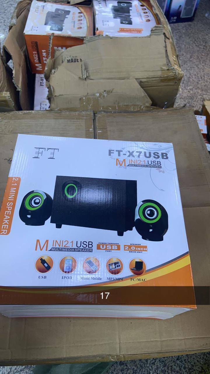 سلام عليكم يتوفر سبيكر حاسبه اصلي اشكال متنوعه كبير وصغير تقريبا ٥٠٠ قطعه وسعر جيد جدا مكان بغداد للاستفسار اكثر *********** بغداد, العراق
