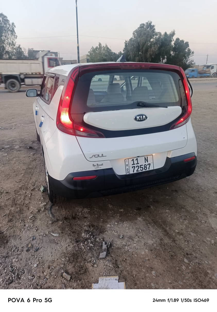 من رخصة الادمنح
السياره للبيع جاهزة من كلشي موديل 20 مكينه 2000دوش كير مكينه كفاله بدون حادث حادثه مياه امطار السياره حلوه وجديده ماشيه 45 مكان بغداد النهروان السعر138 ***********
