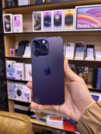 ١٤ برو ماكس • بنفسيجي ٢٥٦ • اسود ٥٢١