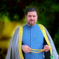 نوع الكامره نيكون 780 العدسه 85 ملم برنامج التعديل دافنشي 07830307294