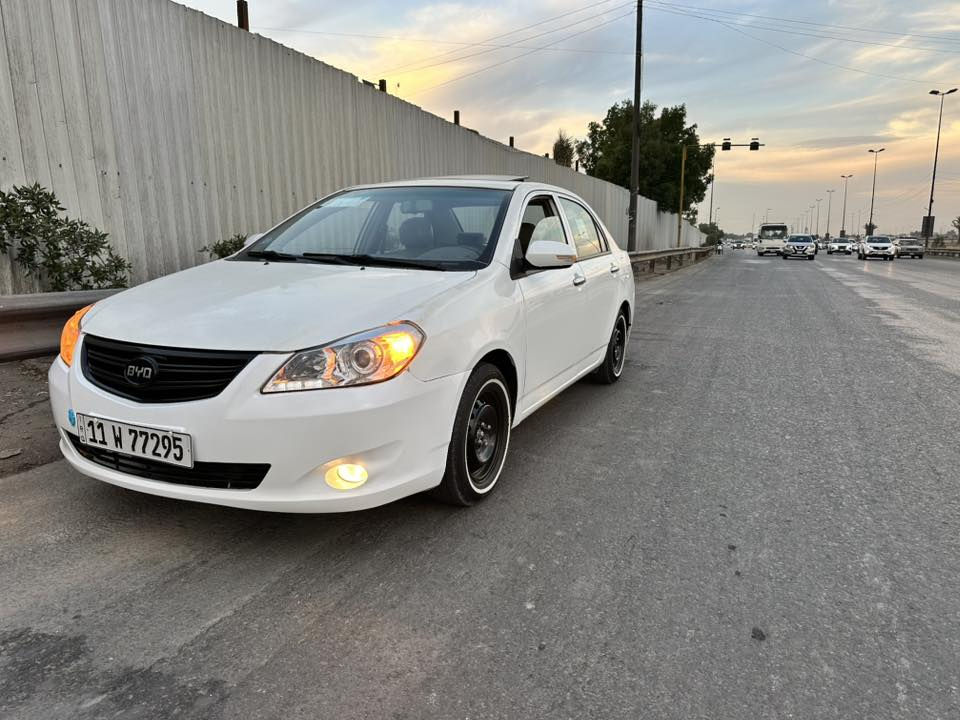 سلام عليكم للبيع بي واي دي جي ٣ /٢٠١٣ فول الفول بصمة فتحة تحكمات كامرة حساسات ترحيب بدون نقص كير مكينة مكفولات تبريد تدفئة مكفولات السونار موجود ويا الصور السعر ٦٤ وبيها مجال مكاني بغداد ***********
