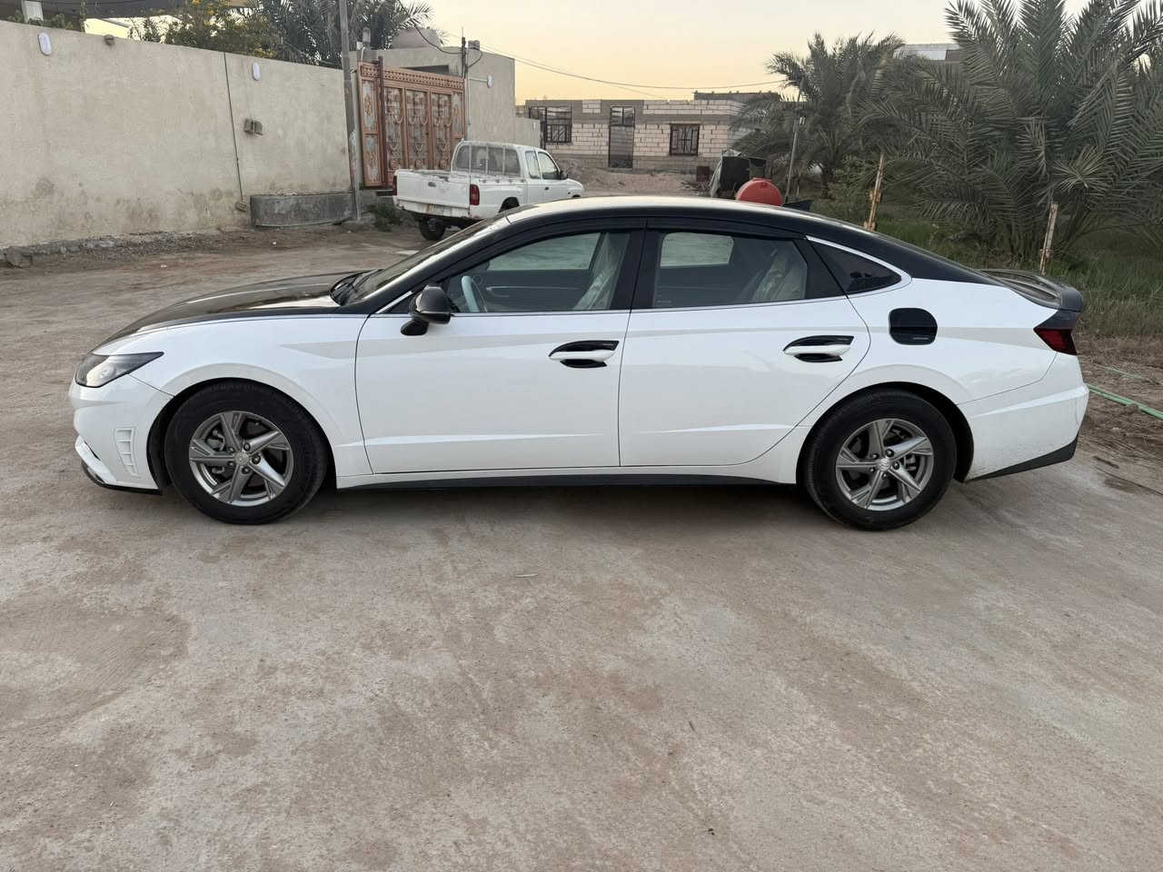 السلام عليكم ربعنا اقرو المنشور عدل حتى اليخابرلي بس علمود السعر فقط سياره سوناتا 2023 حادثها جاملغ وبنيد وبيها تعديل بلغد والباقي كفاله عامه من صبغ وفتح وتقسيم ماشيه 26 الف سياره حره. حره سياره بلكارتون انه غلفت البنيد والقماره والصندوك دواخل ابيض سياره رادات اريياكاتها سستم سياره اللهم صلي على محمد كلش جديده عميه بدون مواصفات سويج مو بصمه رادر سياقه ذاتيه نقطه عمياء سياره تخم تاير جديد حداديه بلكارتون ماتصرف عليها الف دينار سياره توقف ذاتي رقمها بصره تحويل ثاني يوم هزه وتجديد جديده كير محرك شرط زيرووو مكاني بصره كرمه علي وصوره الحادث بلمنشور سعرها 165 رقمي *********** الاثير ***********
