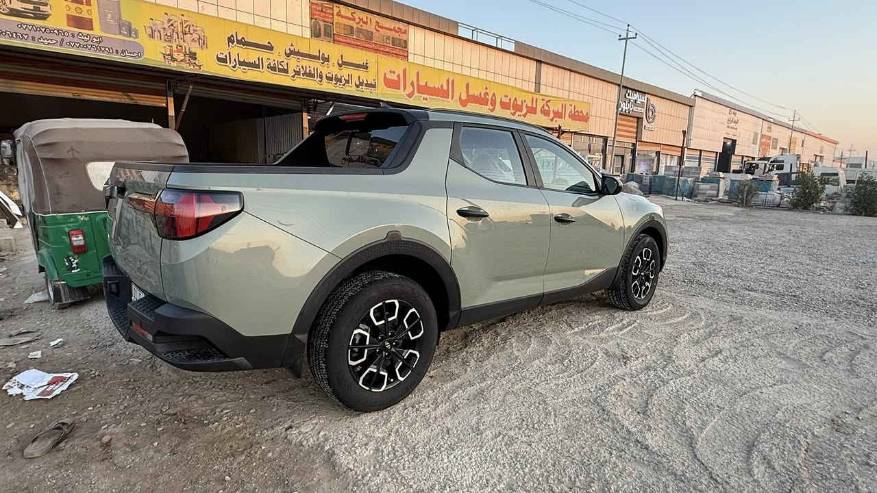 السلام عليكم بيكم سنتا كروز 2023 سيل وارد امريكي 
Hyundai Santa Cruz sel 2022 Green 2.5L 
حجم المكينه : 2500 
الضرر : بنيد مبدل  ومصبوغ وباب صبغ موضح بالصور
المواصفات 
1. فتحه 
2.بصمه
3. كشن كهرباء 
4. ويل كب 
5.تشغيل عن بعد 
6. اشاير بالمري
7.كشنات كهرباء
8.شحن وايرليس
9.هندبريك بصمه
10.هيترات بالكشنات
السعر : 187$
تفاصيل آكثر هذآ رقمي ***********
مكاني ديالى بعقوبة
