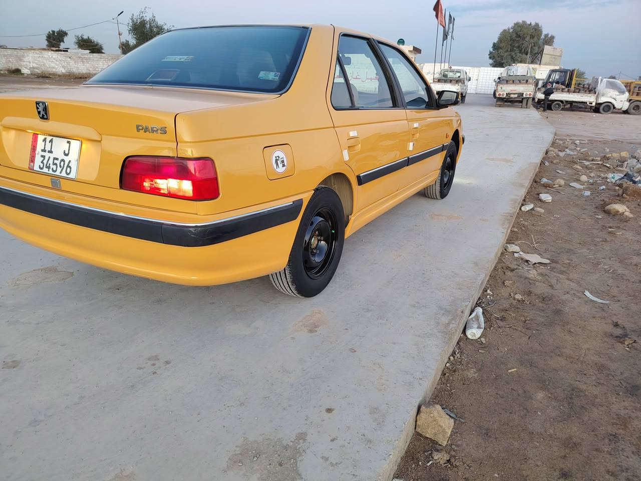 السلام عليكم بيجو بارص رقم بغداد موديل2015 مكفوله كفاله عامه كير مكينه حداديه تخم تاير سياره ماشيه 175حقيقي سبير مال شركه مكان سياره واسط النعمانيه السعر 53وبيه مجال (((***********)))***********
