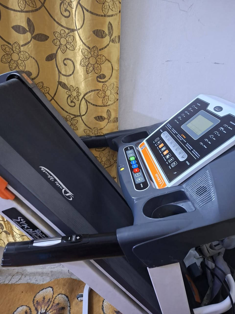 السلام عليكم جهاز جري  استعمال قليل   للبيع نهايته ٥٠٠


**إذا كنت صاحب هذا الإعلان وتريد حذفه لأي سبب، رجاءا أرسل رسالة إلى الدعم الفني**