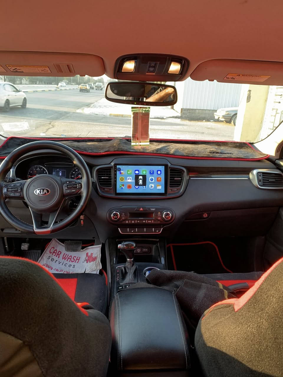 سلام عليكم
سورنتو 2016 
فول عدا البصمة و الفتحة 
محرك 2000
ويل كب 18 
شاشة 
حساس خلفي
سيارة بيها قطعين صبغ و بارد 
ماشية 60 الف 
مكاني بغداد البلديات 
السعر 139 و بيها مجال بسيط
***********
