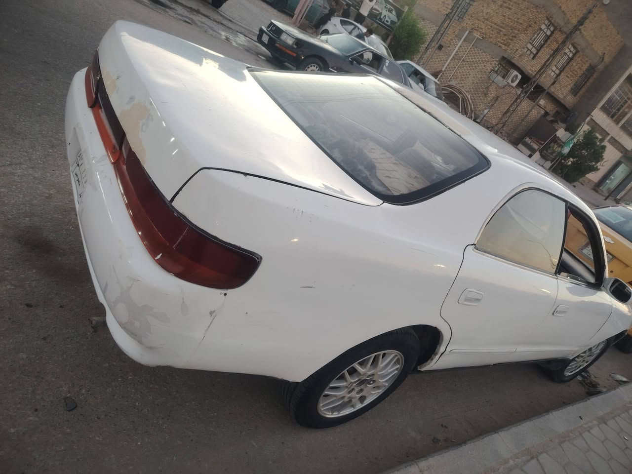 يا الله سياره للبيع تيوته شيزر المكان النجف سيارة جاهزه من كلشي  *********** السعر 27 راعيها بل حله بل مسيب تلفونه مغلق
