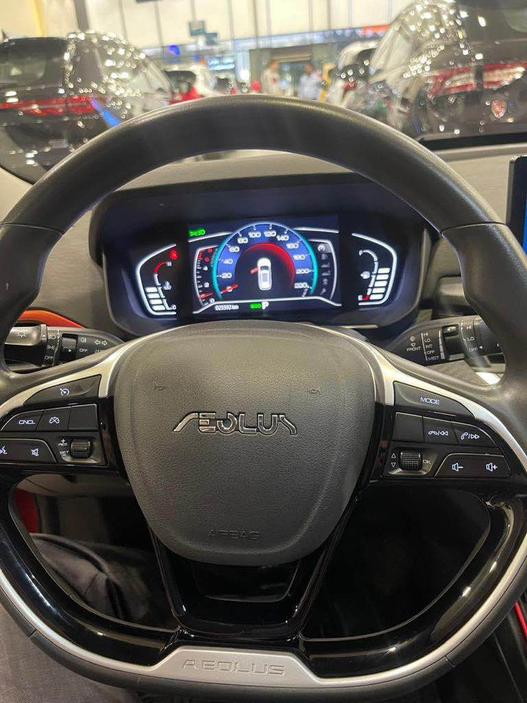 دونكفين 2022 مواصفات فول 
محرك 15 توربو 
كير و محرك نيسان 
ماشي60.000 كلم 
كيج الكتروني 
شاشة كبير 
تبريد مركزي 
تبريد لمس 
3 مودات سياقة (ئيكو - نورمال - سبورت)
بريك كهربائي
سيارة بدون ضرر (كلين تايتل)
سعر135$ بي مجال
*********** أربيل, العراق
