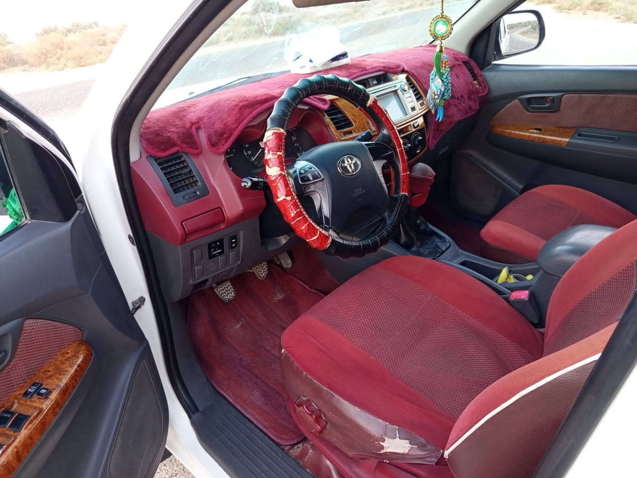 سلام عليكم بيكم هايلوكس للبيع2014
رقم ذي قار دولي مميز  بسمي تحويل ثاني يوم  
 تبريد ثلج تدفئه شغاله  حداديه جديده شاصي 12قطري  مكفوله من الضربه والتبديل والصبغ 
السعر /180$وبيها مجال 
العنوان /الناصرية: قضاء الاصلاح 
للاستفسار الاتصال ع الرقم ***********
