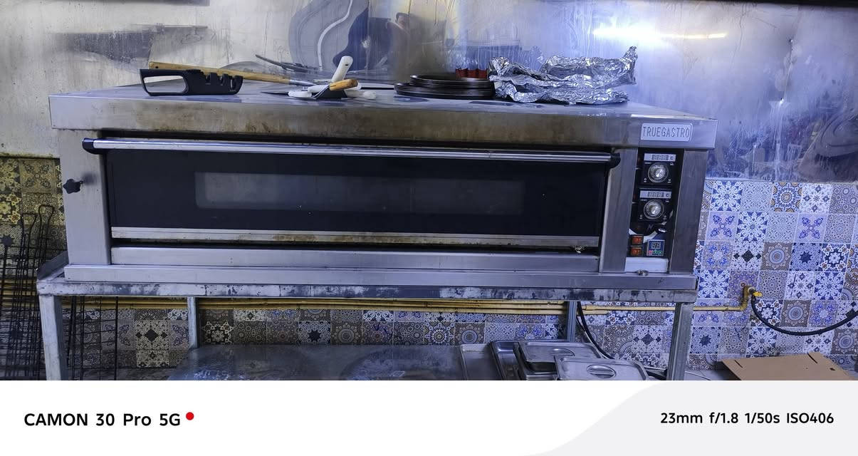 سلام عليكم غراض مطعم كامله لبيع مكلف بل نشر مكان كربلاء حي الحسين
***********
